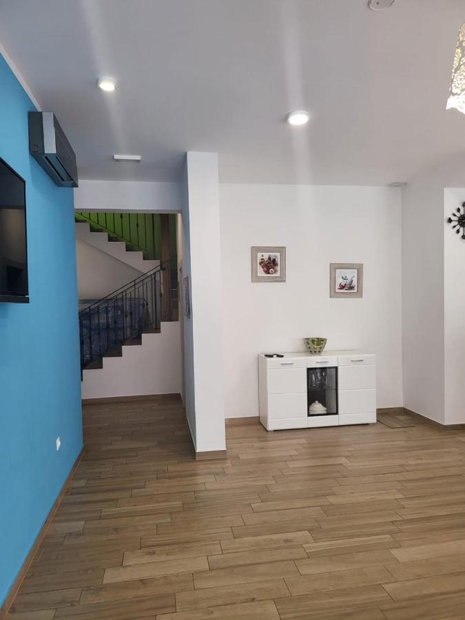 Yourcroatiaholiday - Villa With 6 Rooms Drenje  Екстериор снимка